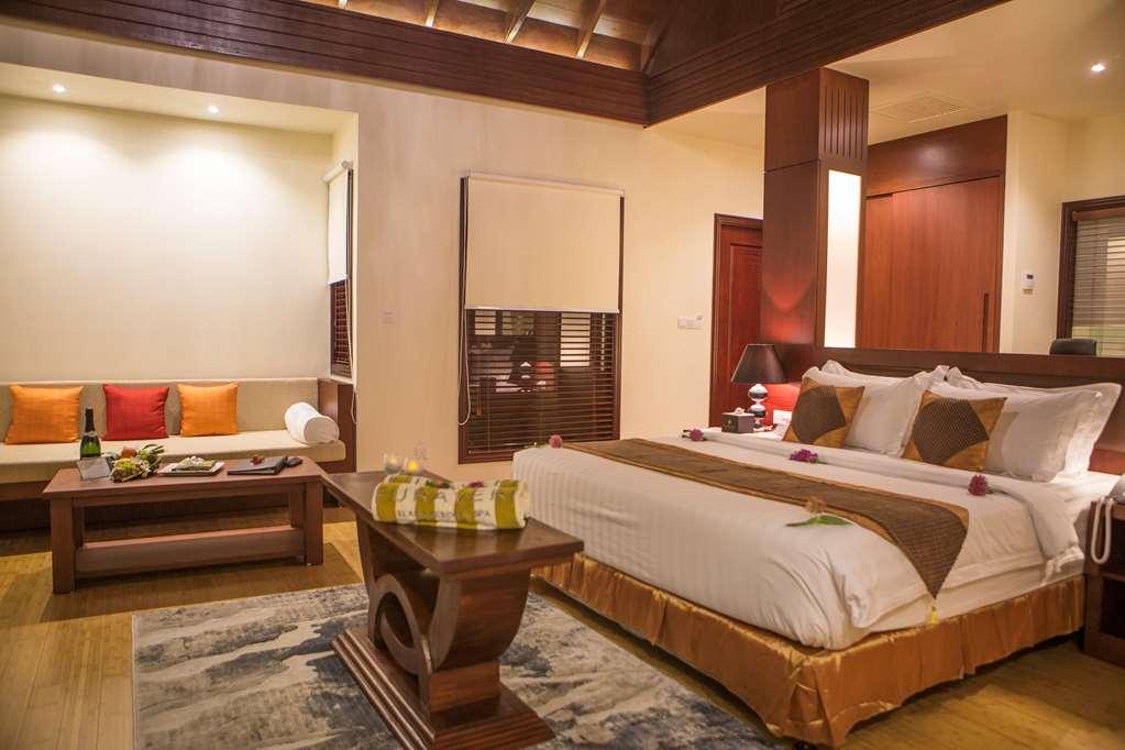 Furaveri Island Resort And Spa Muravandhoo 客房 照片