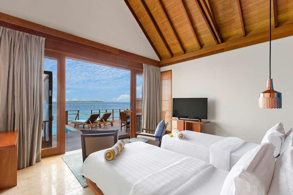 Furaveri Island Resort And Spa Muravandhoo 客房 照片
